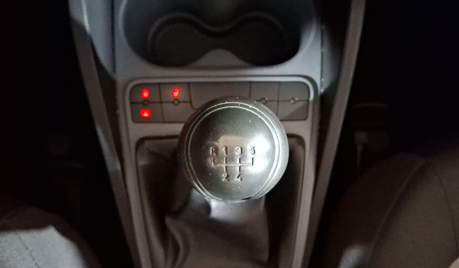 Seat Ibiza 2.0 REFERENCE 4 PTAS MT Hatchback 2015