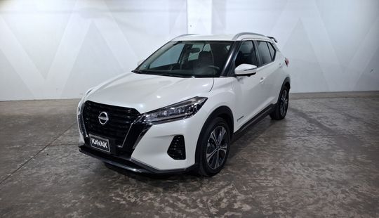 Nissan • Kicks Play