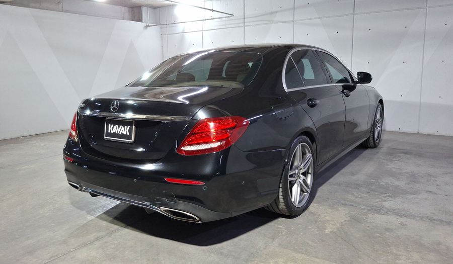 Mercedes Benz Clase E 2.0 250 AVANTGARDE AUTO Sedan 2019