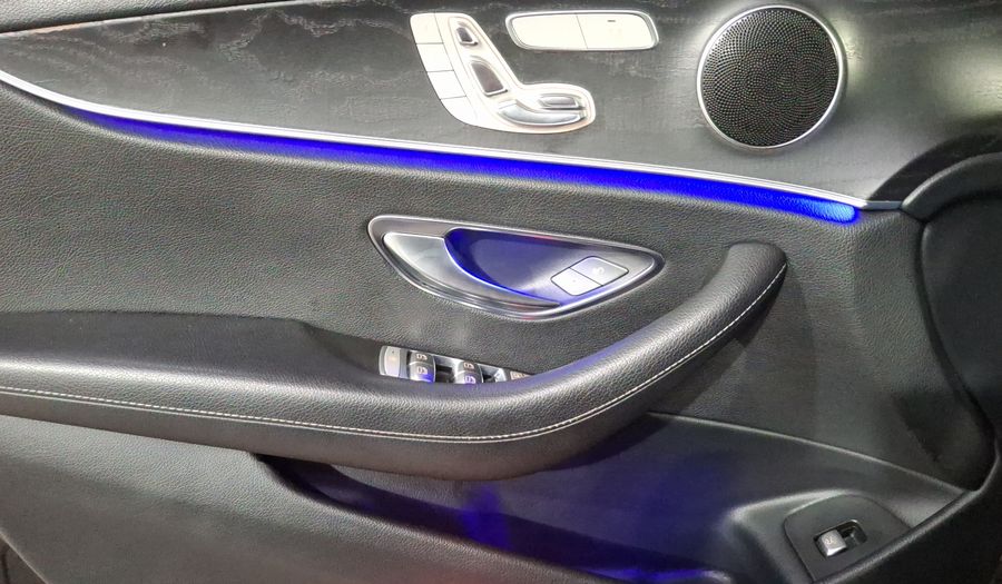 Mercedes Benz Clase E 2.0 250 AVANTGARDE AUTO Sedan 2019
