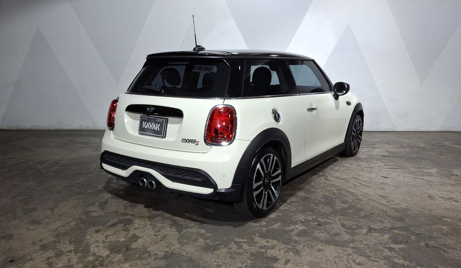Mini Cooper S 2.0 COOPER CLASSIC DCT Hatchback 2023