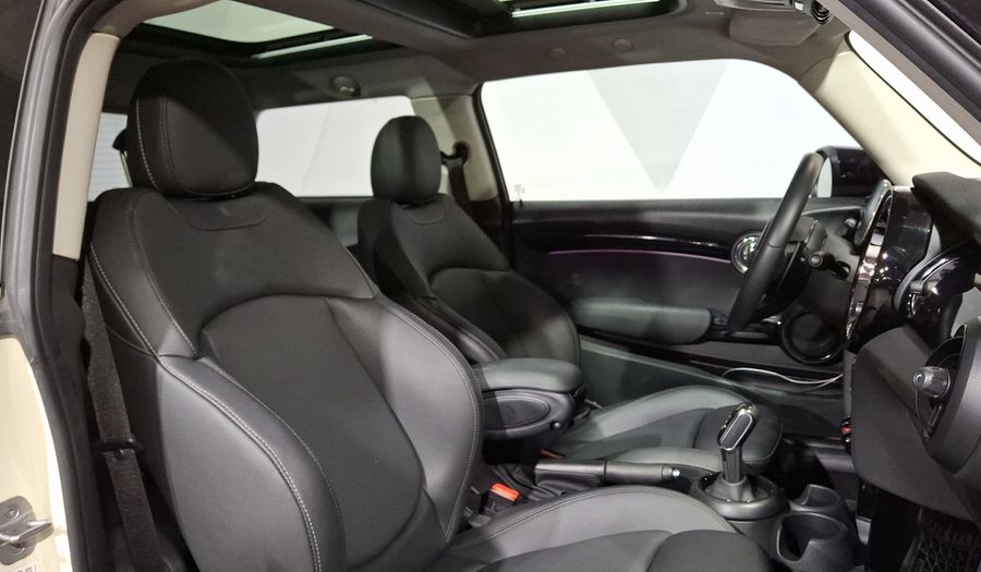 Mini Cooper S 2.0 COOPER CLASSIC DCT Hatchback 2023