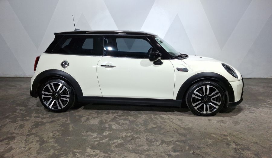 Mini Cooper S 2.0 COOPER CLASSIC DCT Hatchback 2023