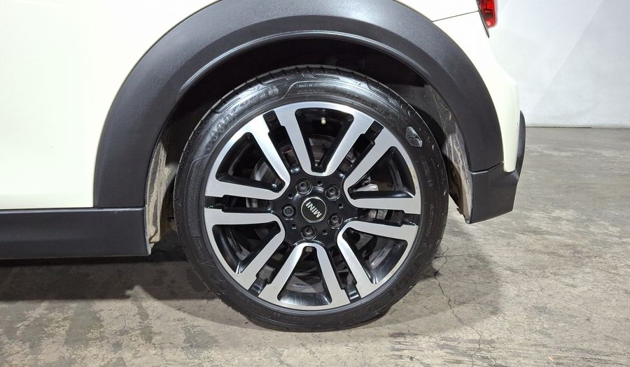 Mini Cooper S 2.0 COOPER CLASSIC DCT Hatchback 2023