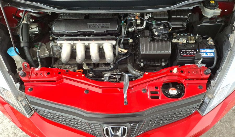 Honda Fit 1.5 LX 5AT Hatchback 2013