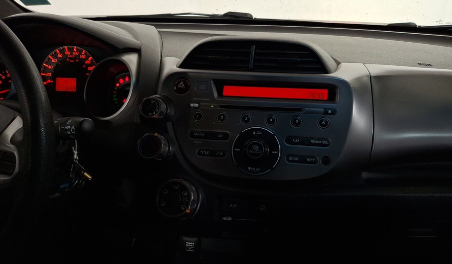 Honda Fit 1.5 LX 5AT Hatchback 2013