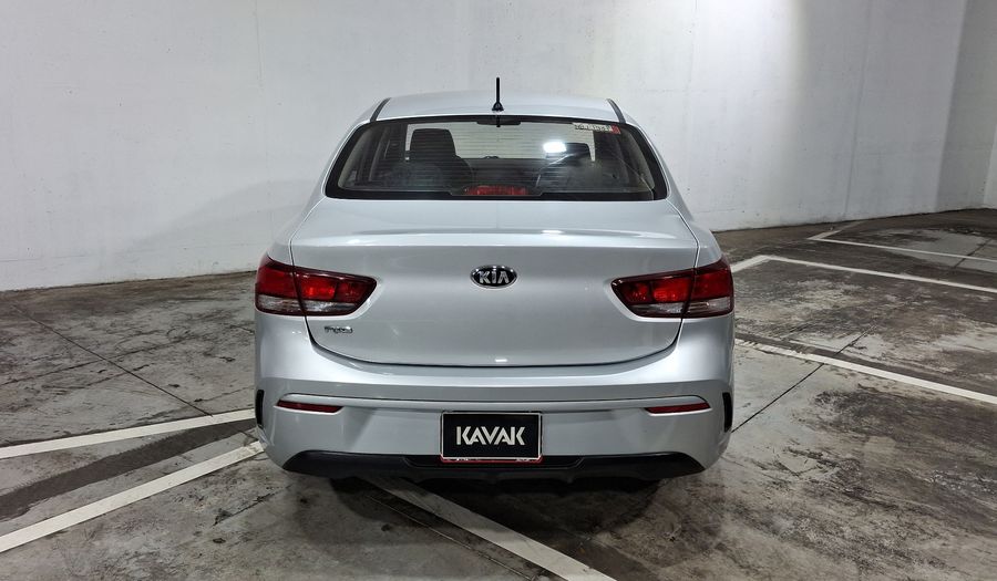 Kia Rio 1.6 L AUTO Sedan 2021