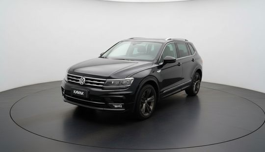 Volkswagen • Tiguan Allspace