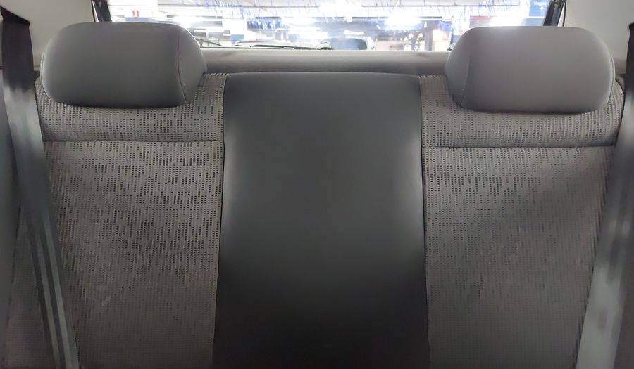 Volkswagen Fox 1.6 VHT TOTAL FLEX Hatchback 2013
