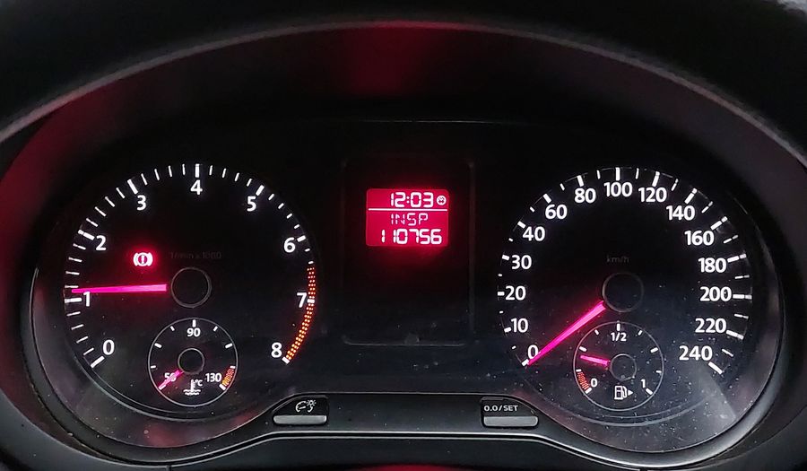 Volkswagen Fox 1.6 VHT TOTAL FLEX Hatchback 2013