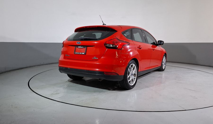 Ford Focus 2.0 SE LUXURY AT Hatchback 2016