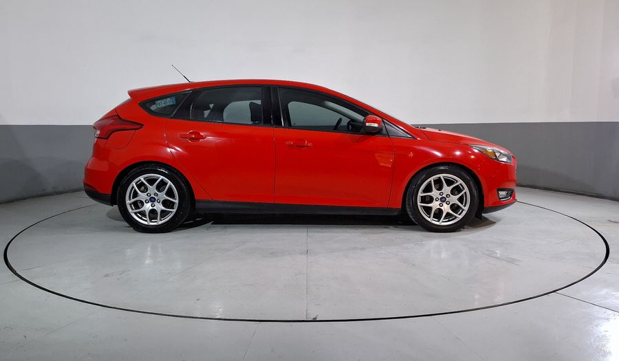 Ford Focus 2.0 SE LUXURY AT Hatchback 2016