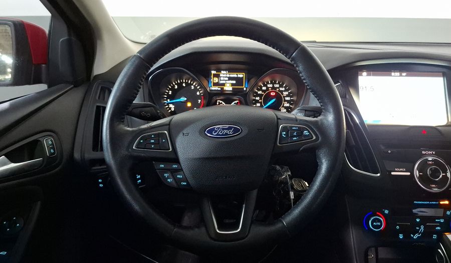 Ford Focus 2.0 SE LUXURY AT Hatchback 2016