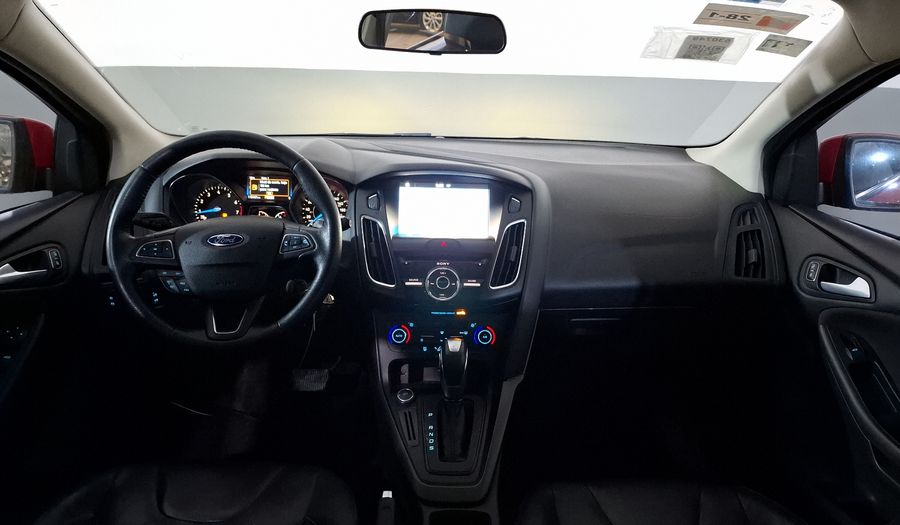 Ford Focus 2.0 SE LUXURY AT Hatchback 2016