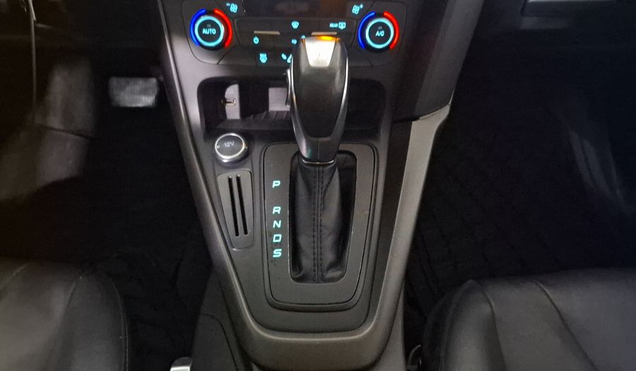 Ford Focus 2.0 SE LUXURY AT Hatchback 2016