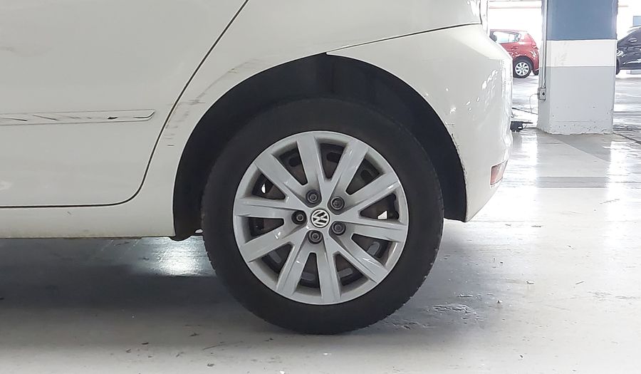 Volkswagen Fox 1.0 TEC TOTAL FLEX Hatchback 2014