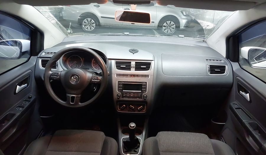 Volkswagen Fox 1.0 TEC TOTAL FLEX Hatchback 2014