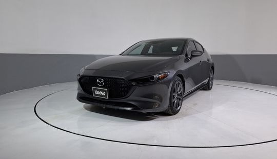 Mazda • Mazda 3