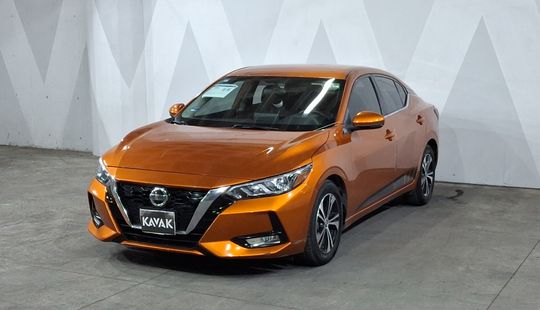 Nissan • Sentra