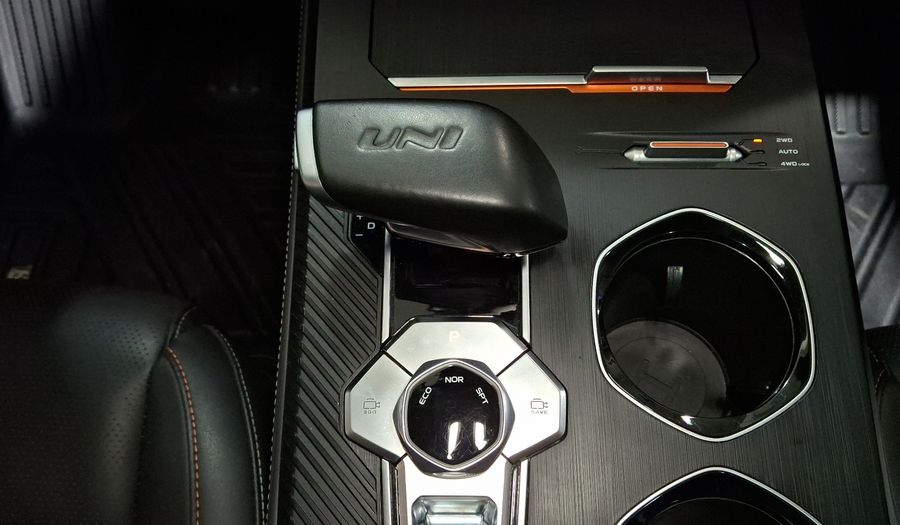 Changan Uni-k 2.0 PREMIUM AUTO AWD Suv 2025