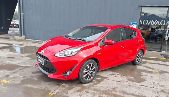 Toyota • Prius