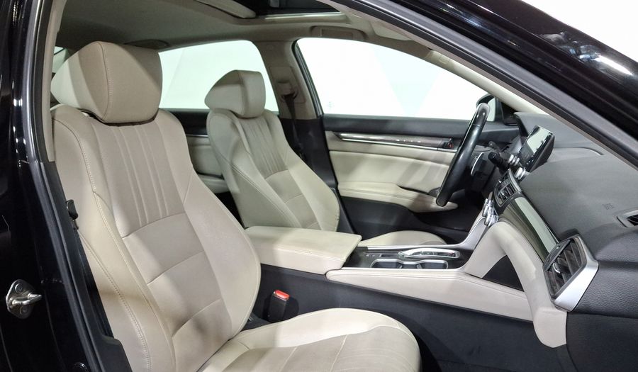 Honda Accord 2.0 TOURING AUTO Sedan 2019