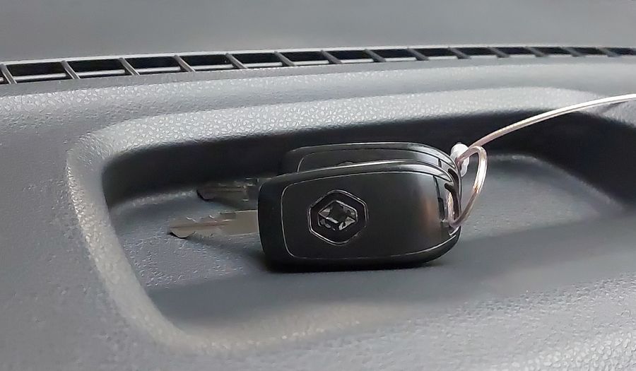 Renault Logan 1.6 INTENSE CVT Sedan 2020
