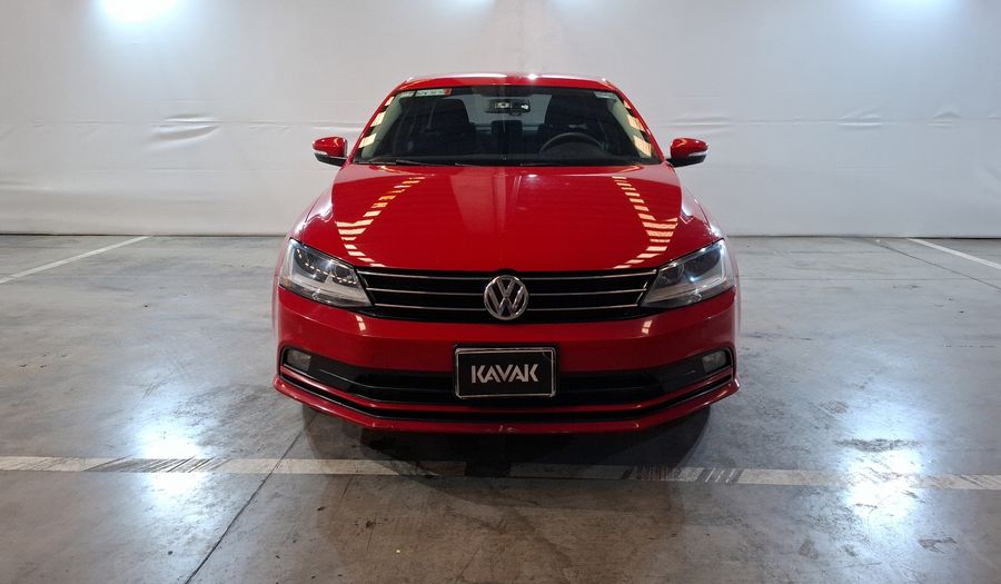 Volkswagen Jetta 2.5 TRENDLINE MT Sedan 2017