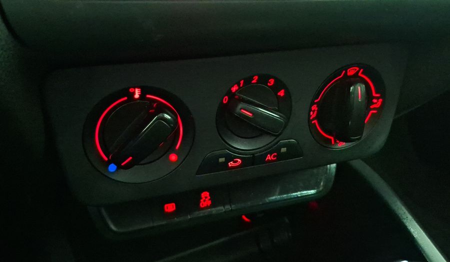 Audi A1 1.4 TFSI S TRONIC ATTRACTION SB Hatchback 2014