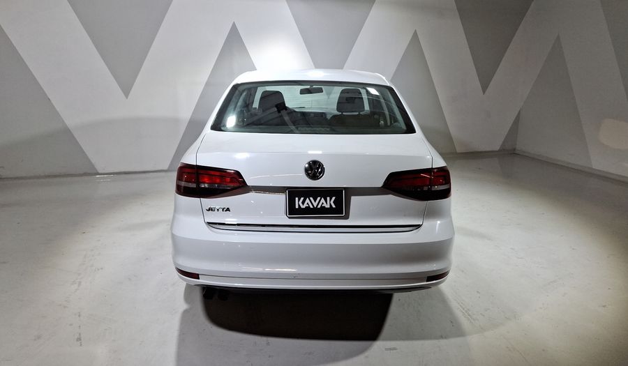 Volkswagen Jetta 2.5 COMFORTLINE TIP. BOLSAS AIRE DEL. Sedan 2018