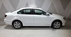 Volkswagen Jetta 2.5 COMFORTLINE TIP. BOLSAS AIRE DEL. Sedan 2018