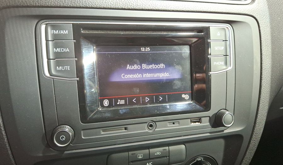 Volkswagen Jetta 2.5 COMFORTLINE TIP. BOLSAS AIRE DEL. Sedan 2018