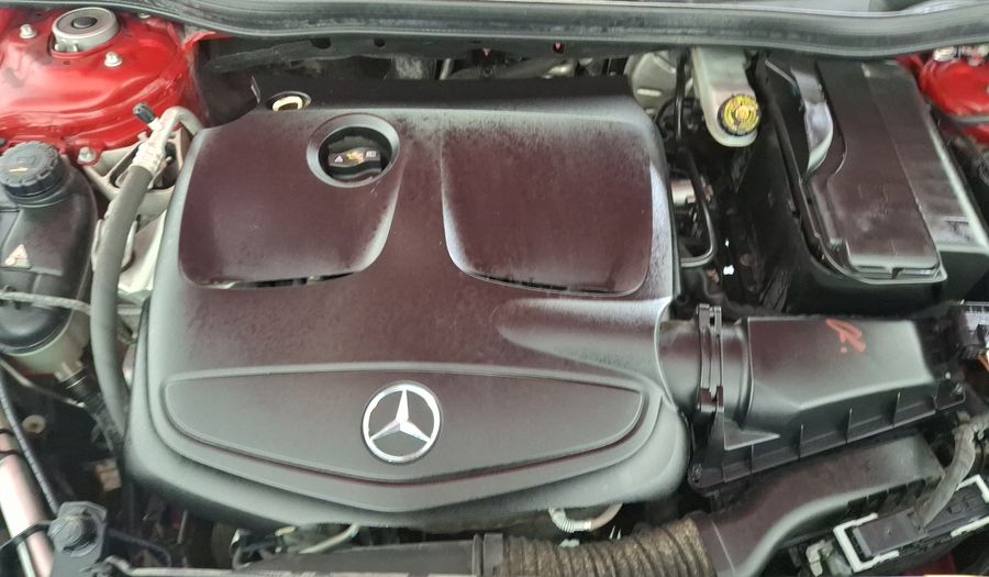 Mercedes Benz Clase Gla 1.6 GLA 200 SPORT DCT Suv 2019