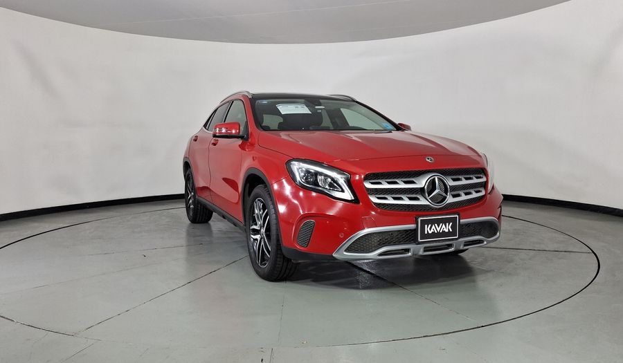 Mercedes Benz Clase Gla 1.6 GLA 200 SPORT DCT Suv 2019