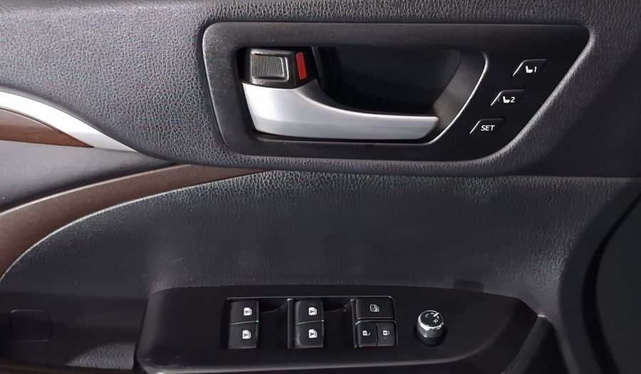 Toyota Highlander 3.5 LIMITED PANORAMA ROOF AT Suv 2016