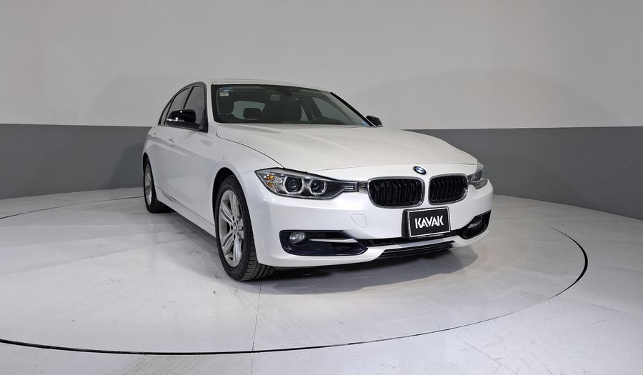 Bmw Serie 3 2.0 320IA M SPORT Sedan 2015