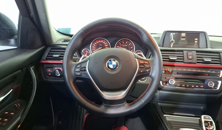 Bmw Serie 3 2.0 320IA M SPORT Sedan 2015