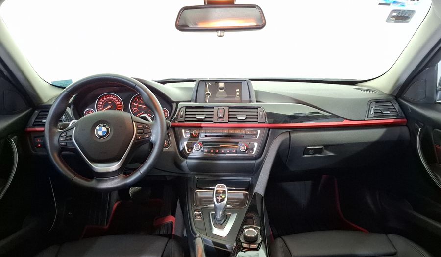 Bmw Serie 3 2.0 320IA M SPORT Sedan 2015