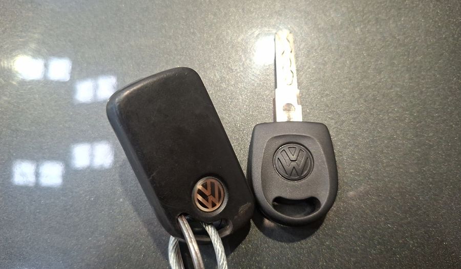 Volkswagen Gol 1.6 TRENDLINE 2AB ABS Hatchback 2014