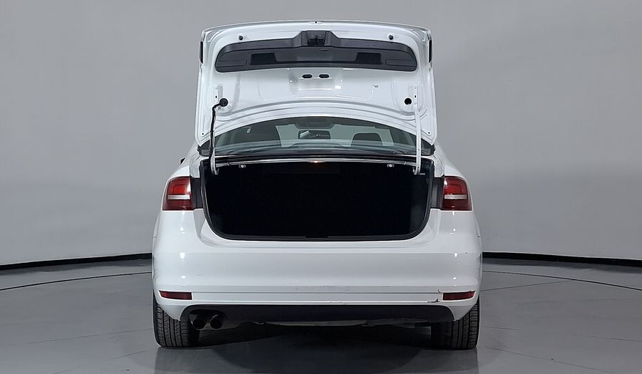Volkswagen Jetta 2.0 FEST TIP. Sedan 2017