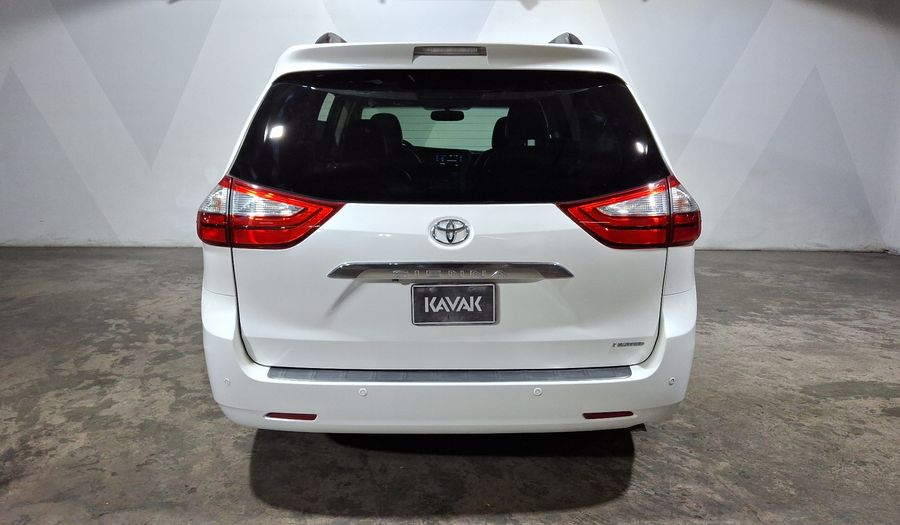 Toyota Sienna 3.5 LIMITED AT Minivan 2015