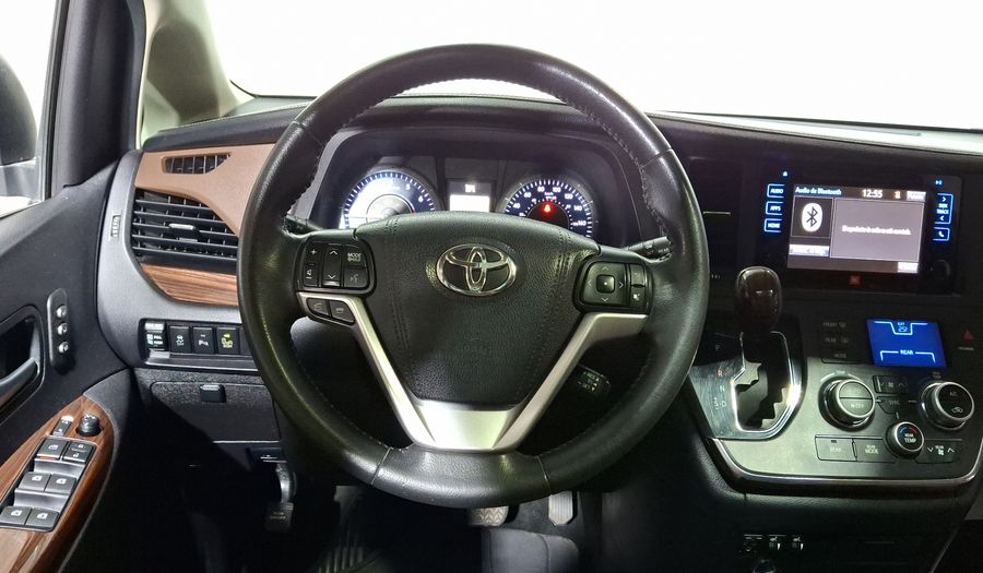 Toyota Sienna 3.5 LIMITED AT Minivan 2015