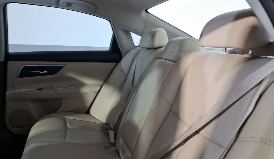 Nissan Altima 2.5 ADVANCE CVT Sedan 2017