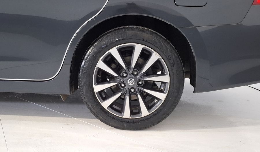 Nissan Altima 2.5 ADVANCE CVT Sedan 2017