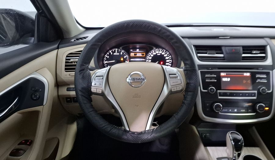 Nissan Altima 2.5 ADVANCE CVT Sedan 2017
