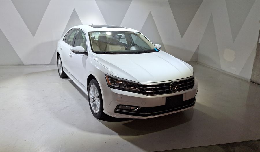 Volkswagen Passat 2.5 HIGHLINE Sedan 2016