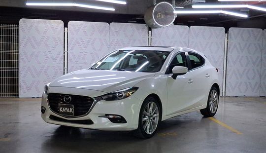 Mazda • Mazda 3