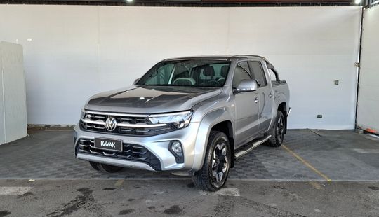 Volkswagen • Amarok