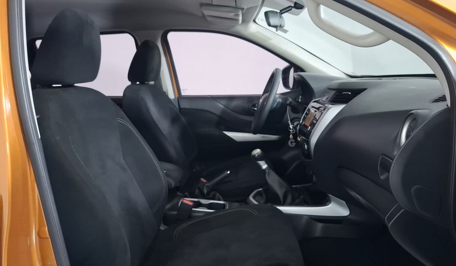 Nissan Np300 2.5 LE TM AC Pickup 2018