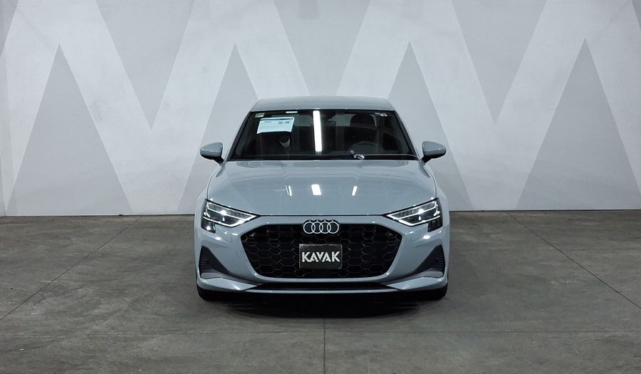 Audi A3 1.4 35 TFSI DYNAMIC AUTO Sedan 2025